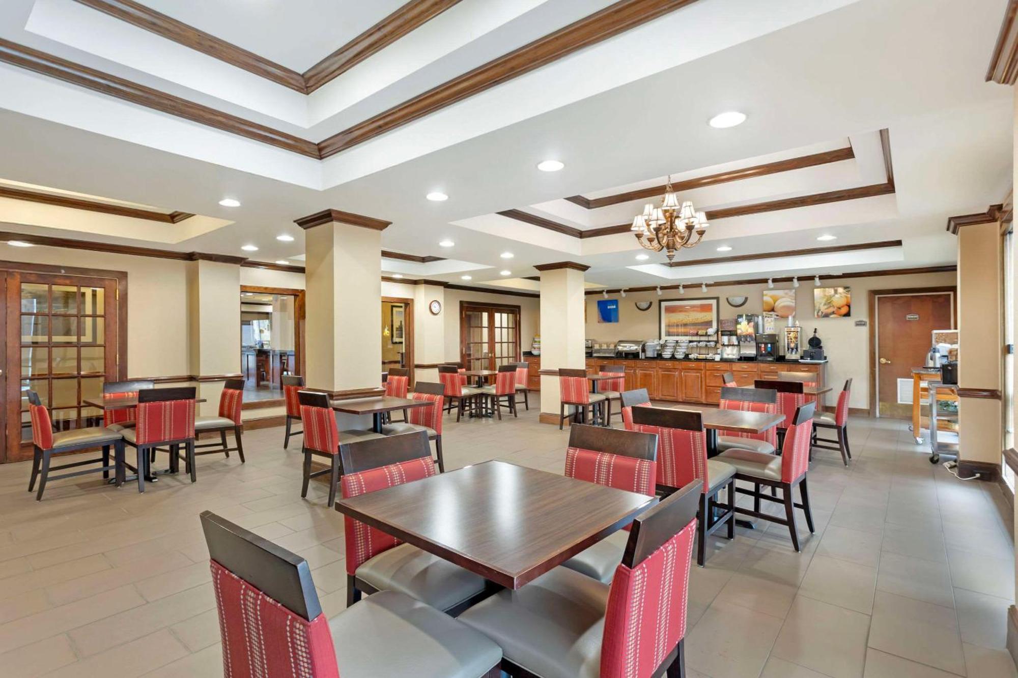 Comfort Inn & Suites Carneys Point Zewnętrze zdjęcie