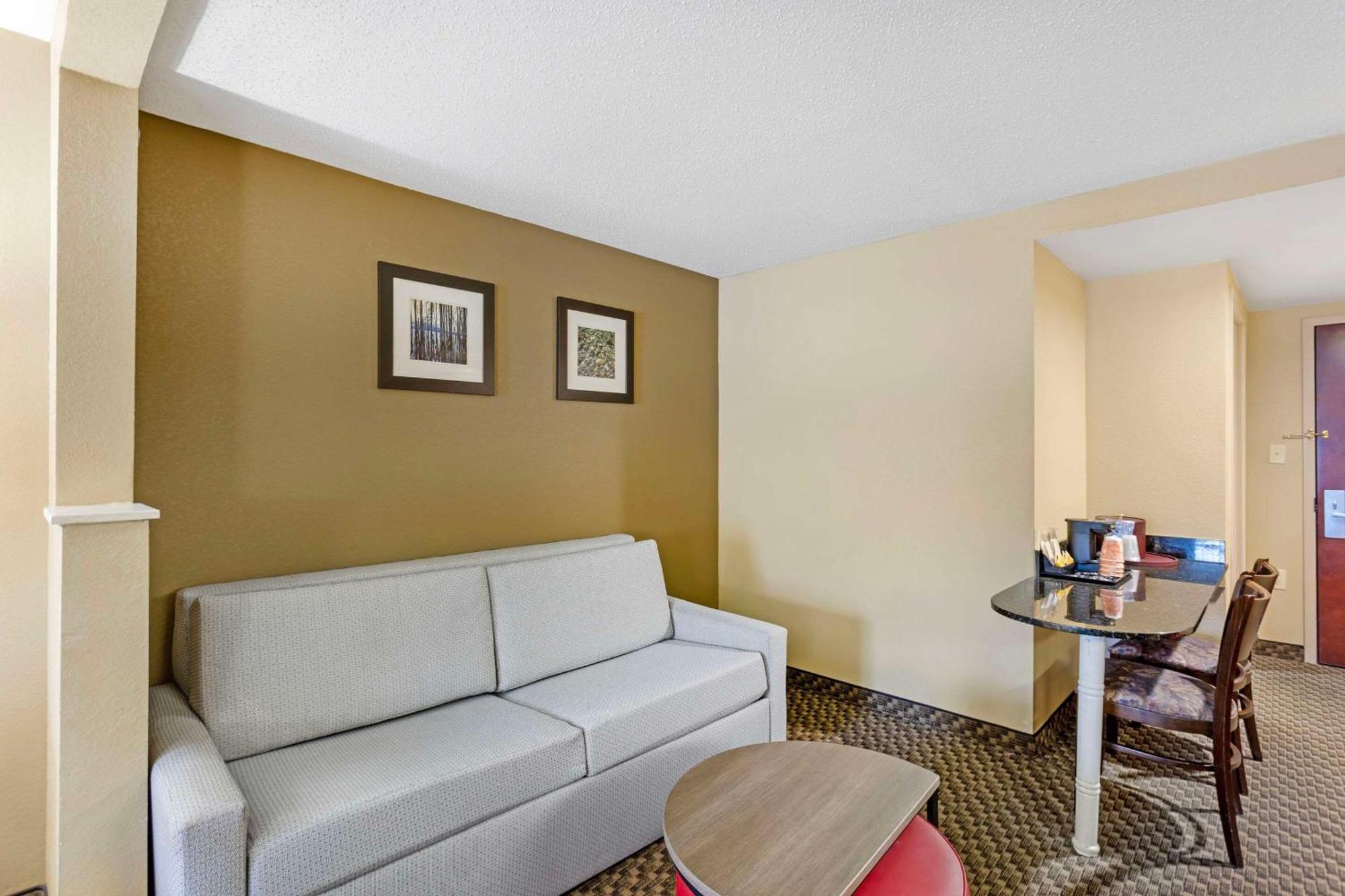 Comfort Inn & Suites Carneys Point Zewnętrze zdjęcie