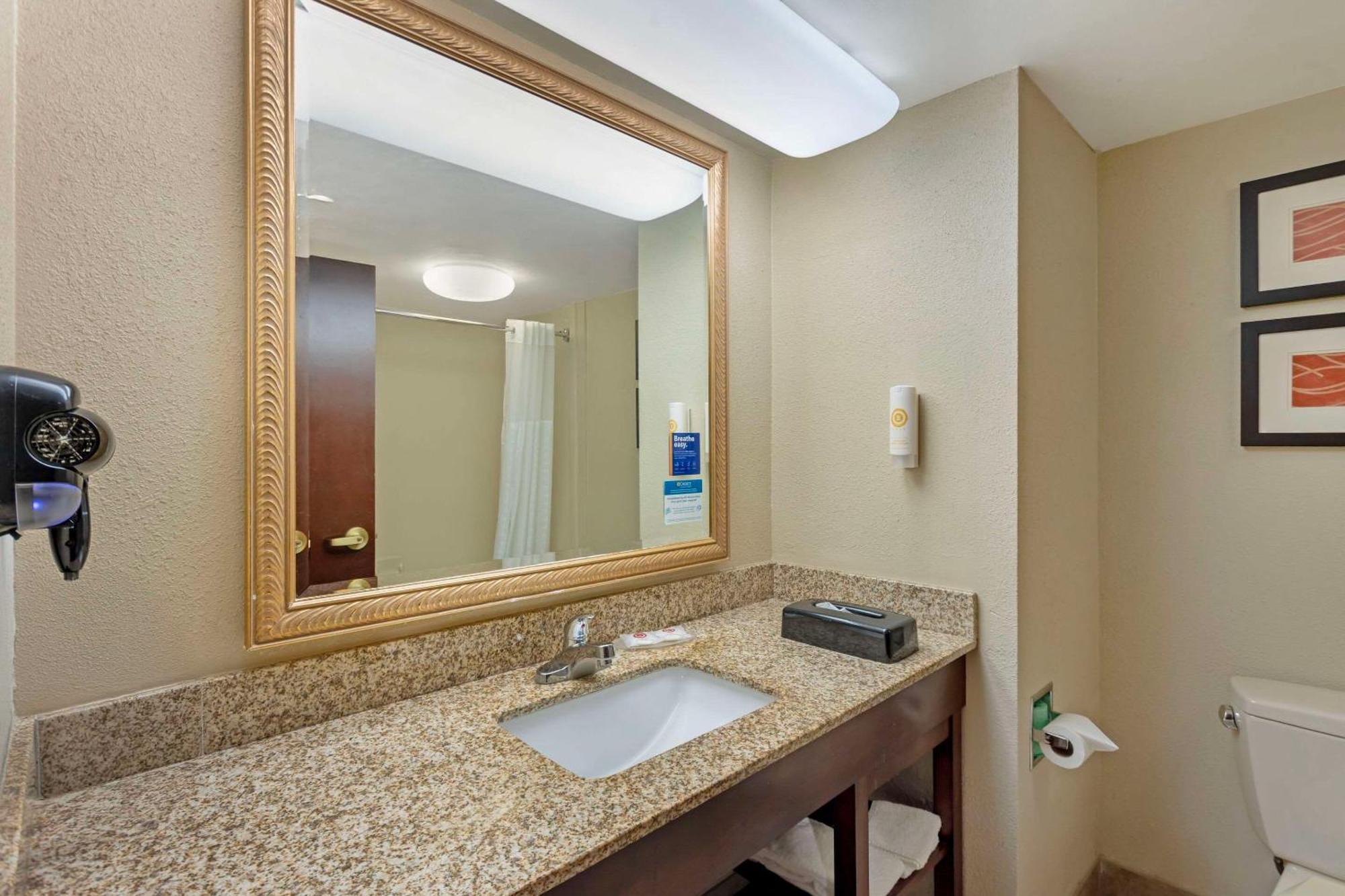 Comfort Inn & Suites Carneys Point Zewnętrze zdjęcie