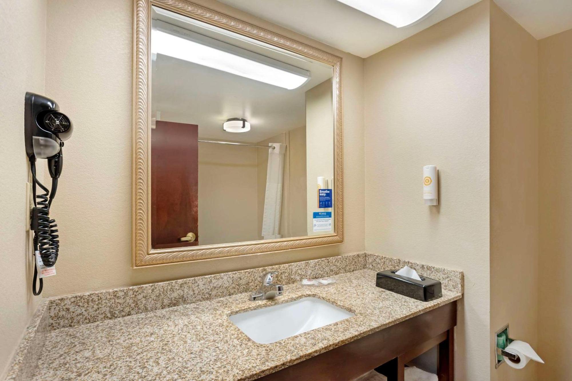 Comfort Inn & Suites Carneys Point Zewnętrze zdjęcie